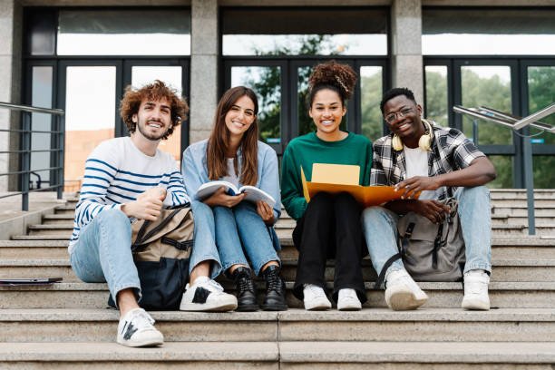 How to Choose the Right Student Loan for Your Education